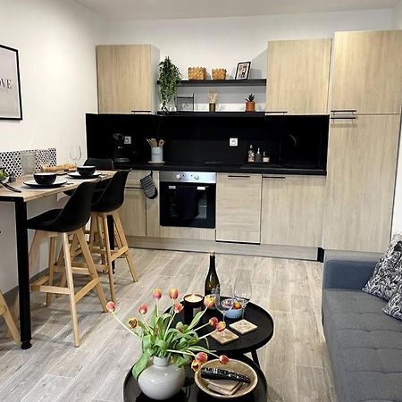 Bel Appartement Sur Cour Plein Centre Ville Et Parking Moulins  Luaran gambar