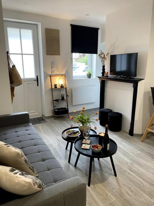 Bel Appartement Sur Cour Plein Centre Ville Et Parking Moulins  Luaran gambar